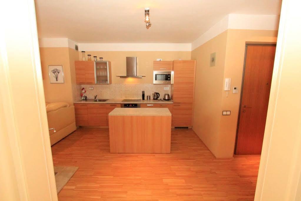 Luxury Apartment River Diamond Residence Prague Ngoại thất bức ảnh